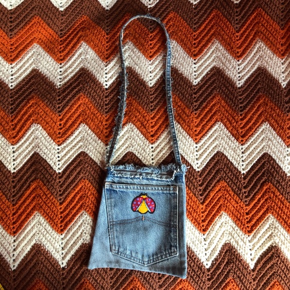 Vtg upcylced mini bag with butterfly - Picture 4 of 5